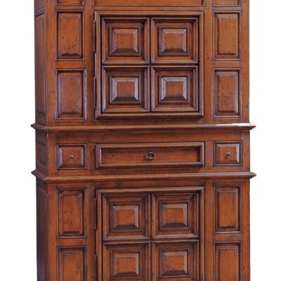 Mateus Cabinet 136