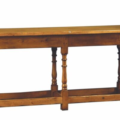 Bogard Console 665